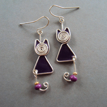 Earrings Violet Twisted Cats
