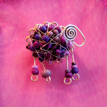 Broszka Baran Fioletowy