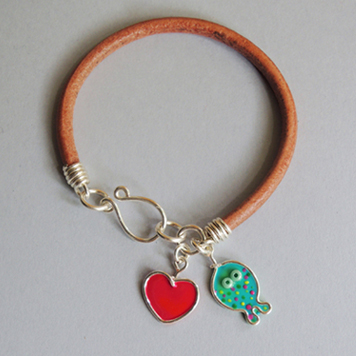 Thong Bracelet with Fish and Heart