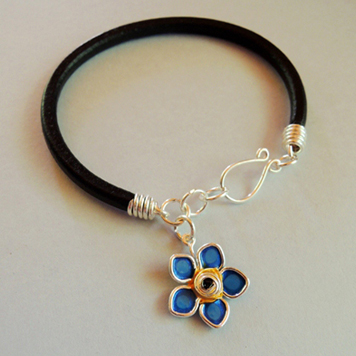 Thong Bracelet with Forget-Me-Not Flower